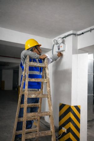 Mantenimiento preventivo de tablero eléctrico industrial - Electrofon Perú