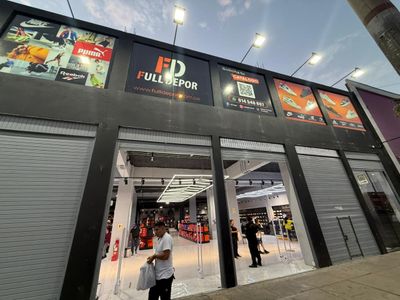 Detalle de instalación de tableros industriales