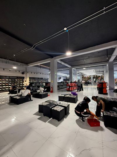 Trabajo en altura para tendido eléctrico